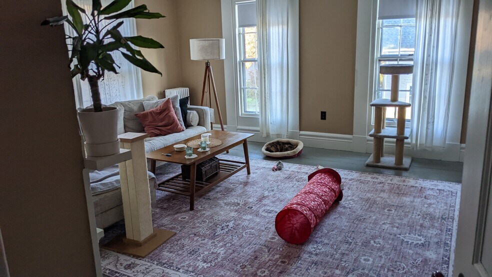 Building Photo - 294 Western Ave