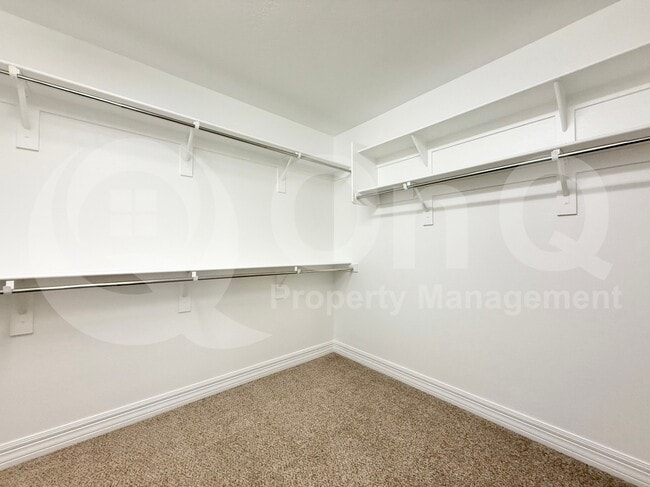 Building Photo - 11524 S 53rd Ave