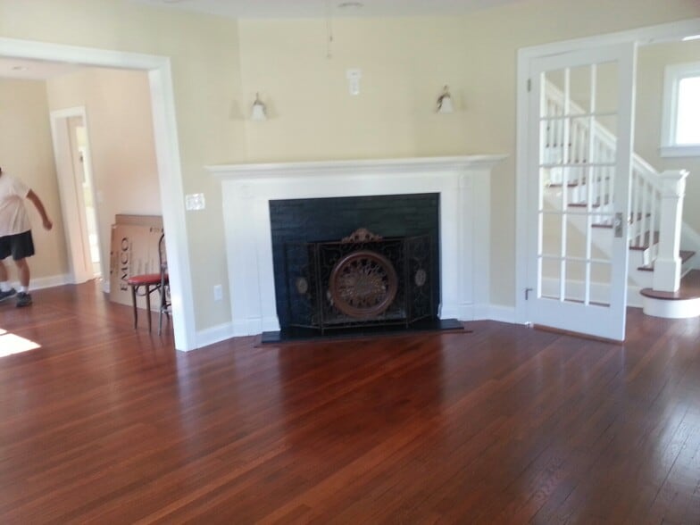 Building Photo - 356 Townsend Ave