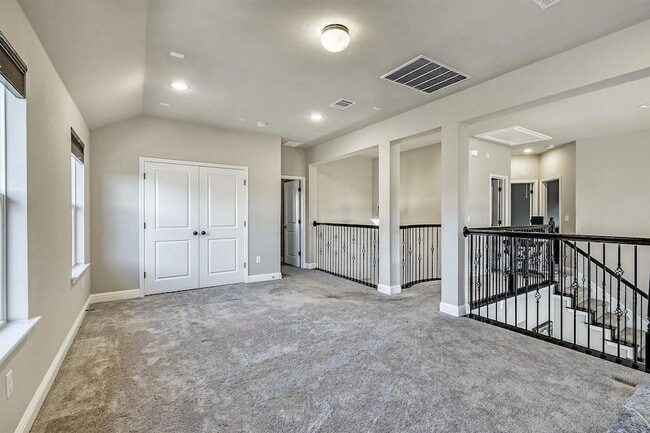 Building Photo - 14924 Iveans Way