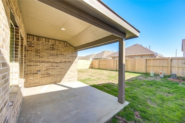 Building Photo - 30347 Tall Fescue Dr