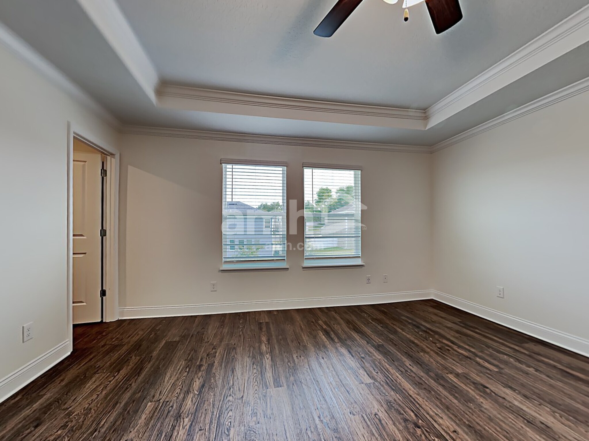 Building Photo - 1305 Mount Logan Dr