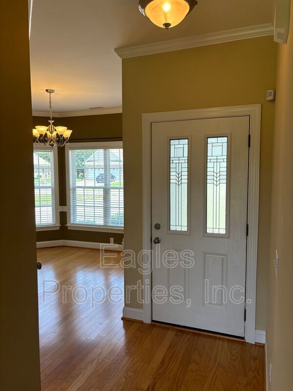 Building Photo - 103 S Merganser Dr