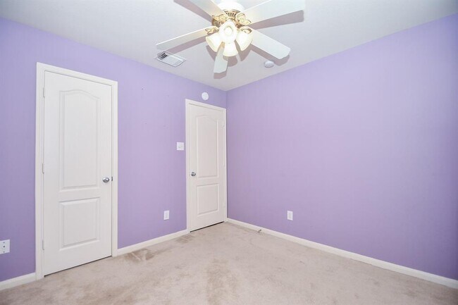 Building Photo - 16211 Cole Bridge Ln