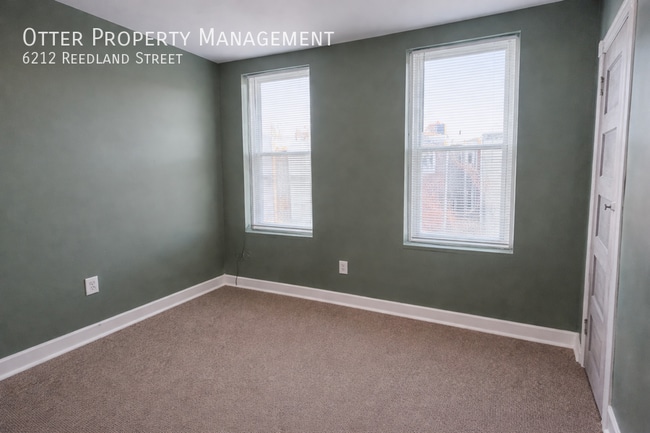 Building Photo - 6212 Reedland St