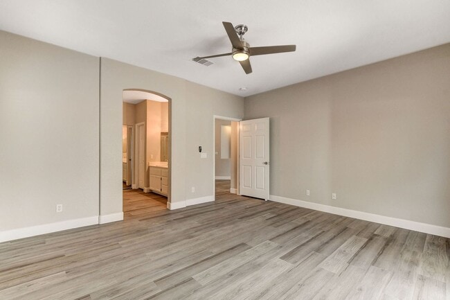 Building Photo - 1 Story in Summerlin - Fresh Carpet, Paint, and Luxury Plank!