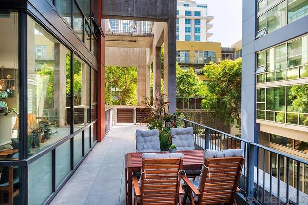 Building Photo - 350 Eleventh Ave