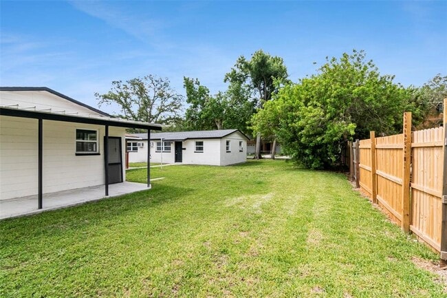 Building Photo - 6713 S Kissimmee St