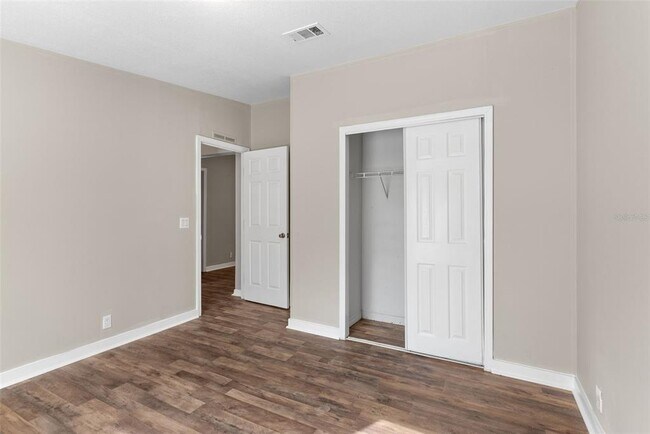 Building Photo - 6682 SW 156th Pl