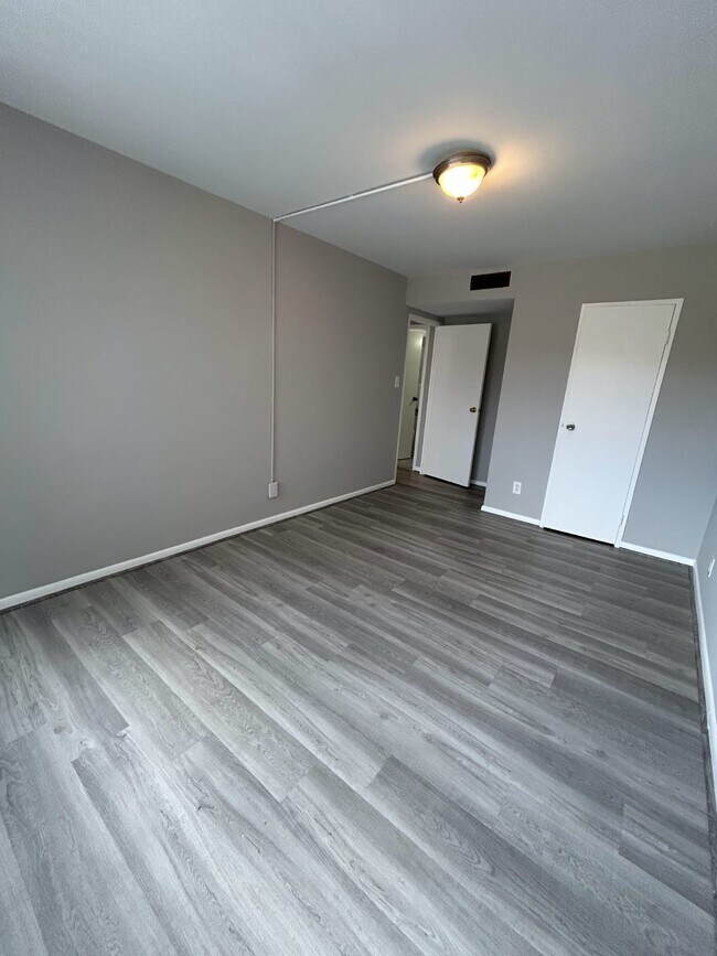 Building Photo - 431 N Armistead St