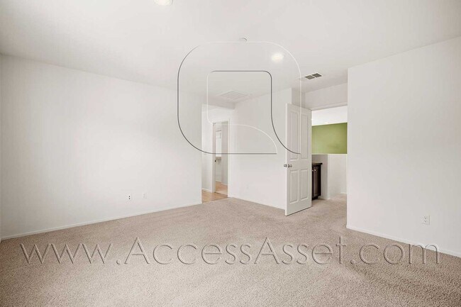 Building Photo - 41278 Winterberry St