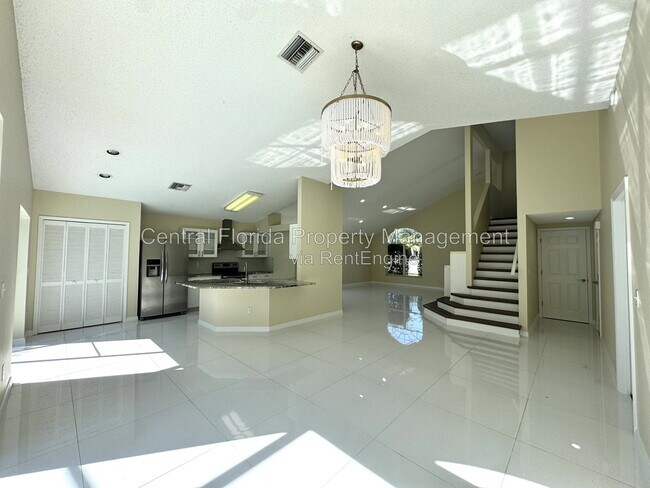 Building Photo - 2985 Viscount Cir