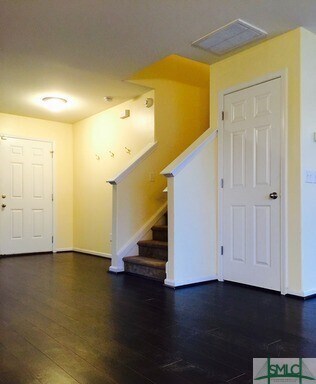 Building Photo - 66 Lake Shore Blvd