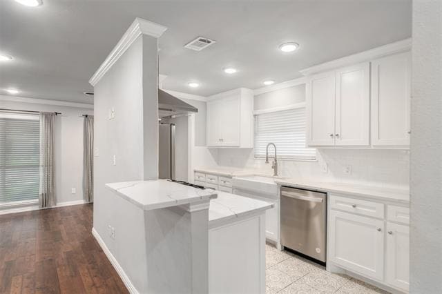 Building Photo - 6933 Wake Forrest Dr