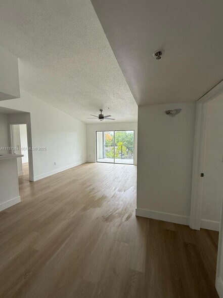 Building Photo - 4320 NW 107th Ave