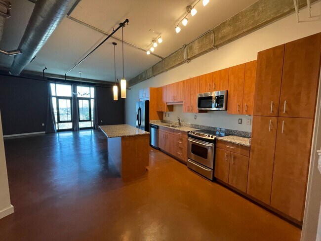 Building Photo - The Rotunda Urban Lofts