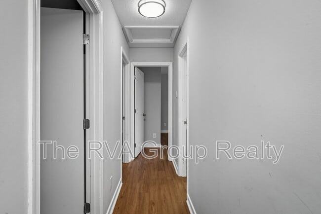 Building Photo - 204 Liberty Ave