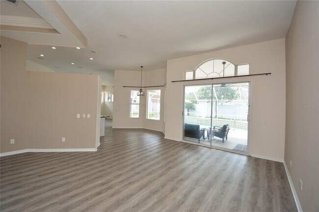 Building Photo - 18 Wellwater Dr
