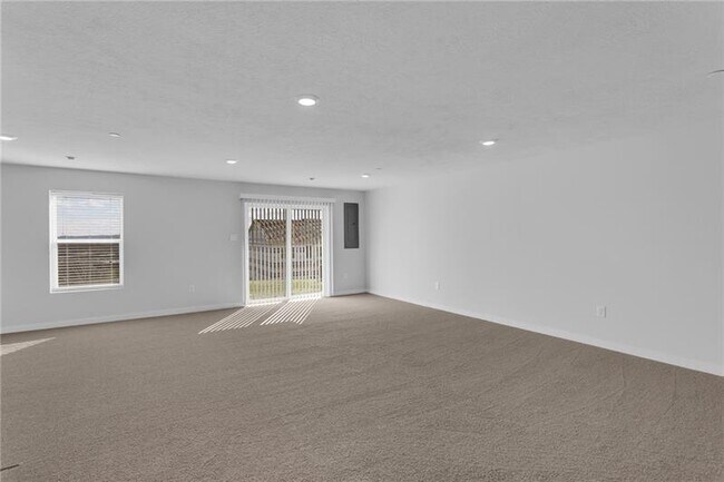 Building Photo - 126 Scotland Ln