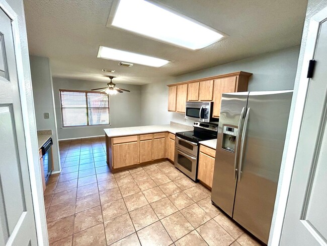 Building Photo - **MOVE IN SPECIAL** *COMING SOON* Energy-Efficient 4BR Home w/ Solar Panels, Loft & Backyard Oasis!