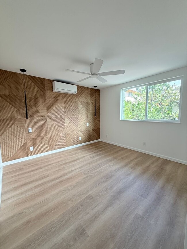 Building Photo - 1005 Belser St