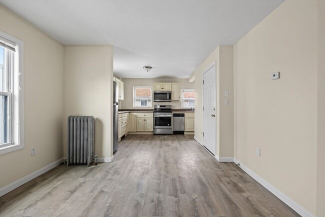 Building Photo - 19 Alfred St