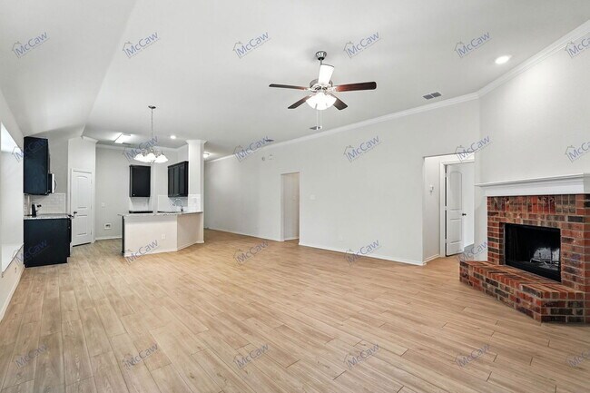 Building Photo - 1707 Wooley Way