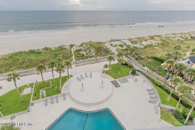 Building Photo - 1601 Ocean Dr S