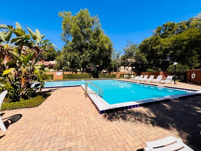 Building Photo - Desirable Sodo District, this spacious 2 b...