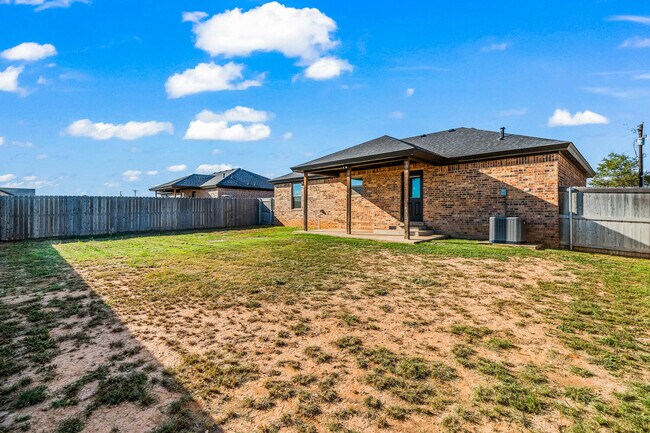 Building Photo - 4008 East F M 1729
