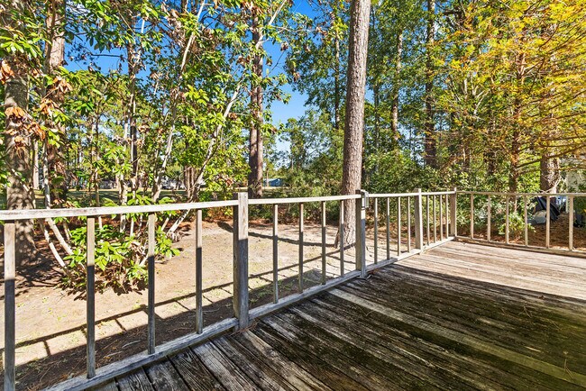 Building Photo - Sweetbriar Home