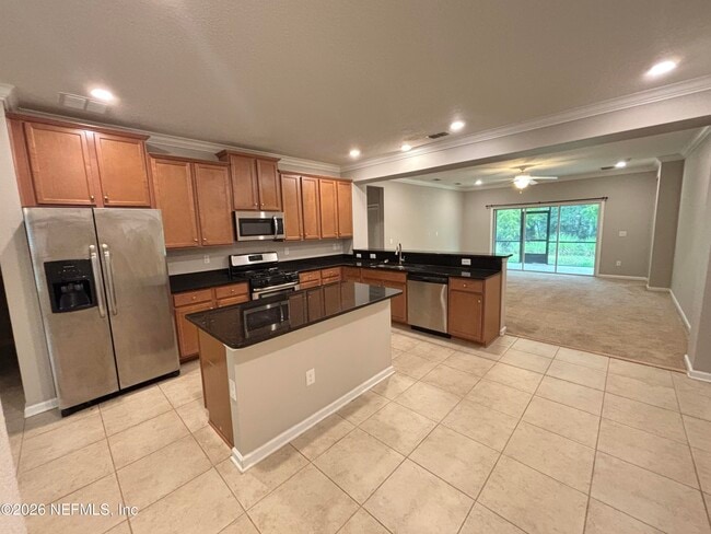 Building Photo - 99 Athens Dr