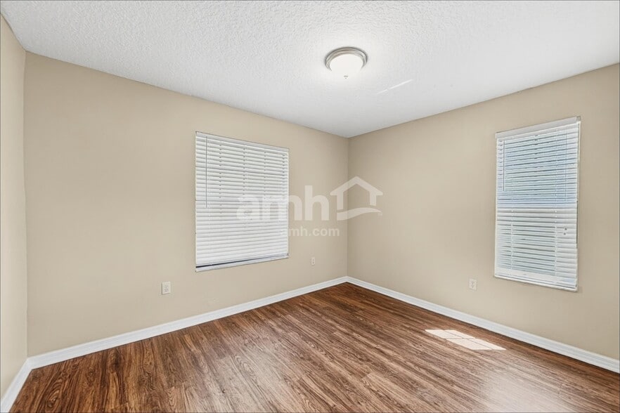 Building Photo - 4975 Marsh Harbor Dr