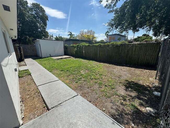Building Photo - 720 NW 56th St