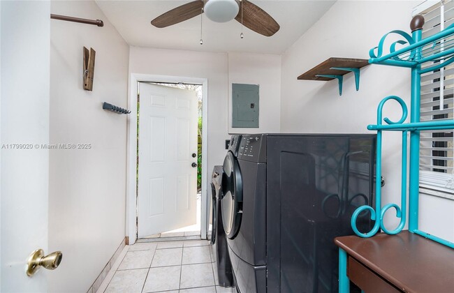 Building Photo - 29413 SW 144th Ct