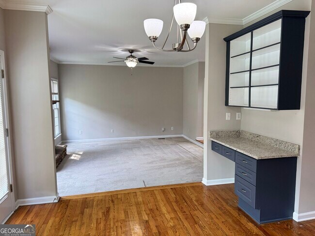 Building Photo - 1770 Highland Oaks Way NE