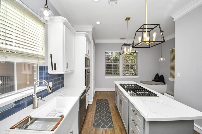 Building Photo - 5317 Feagan St