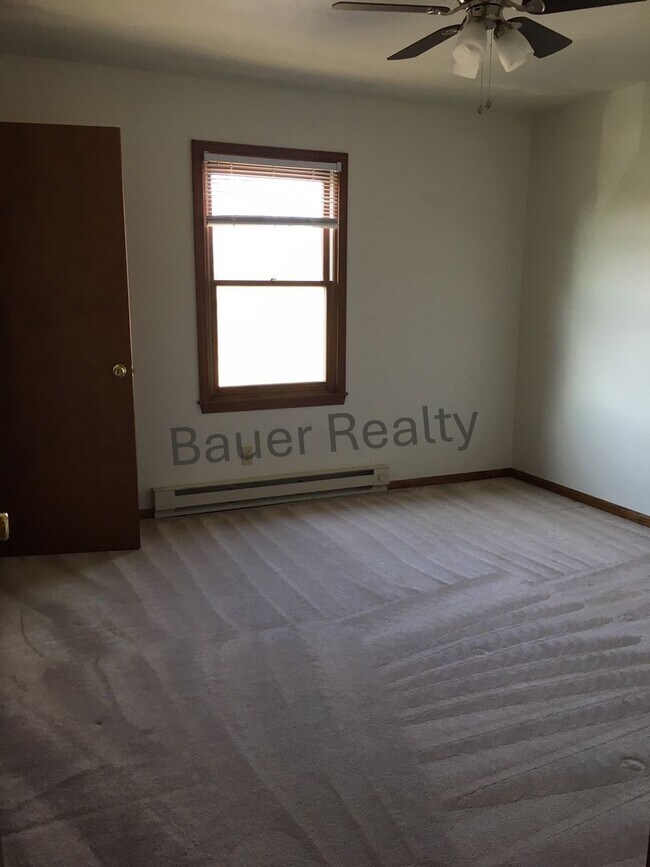 Building Photo - db34