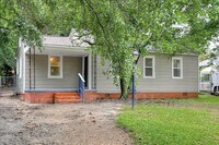 Building Photo - 531 Tubman St