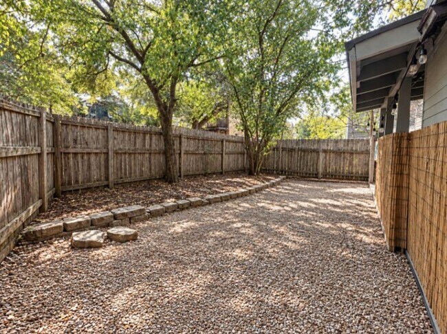 Building Photo - 3105 Whitis Ave