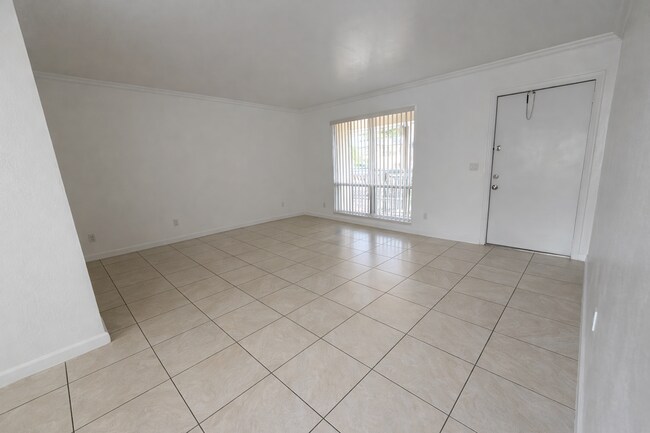 Building Photo - 3500 Jackson St Hollywood, FL 33021
