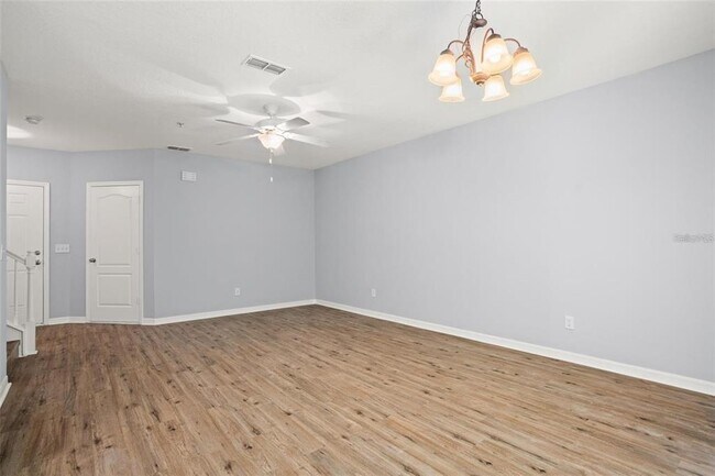 Building Photo - 2161 Cypress Villas Dr