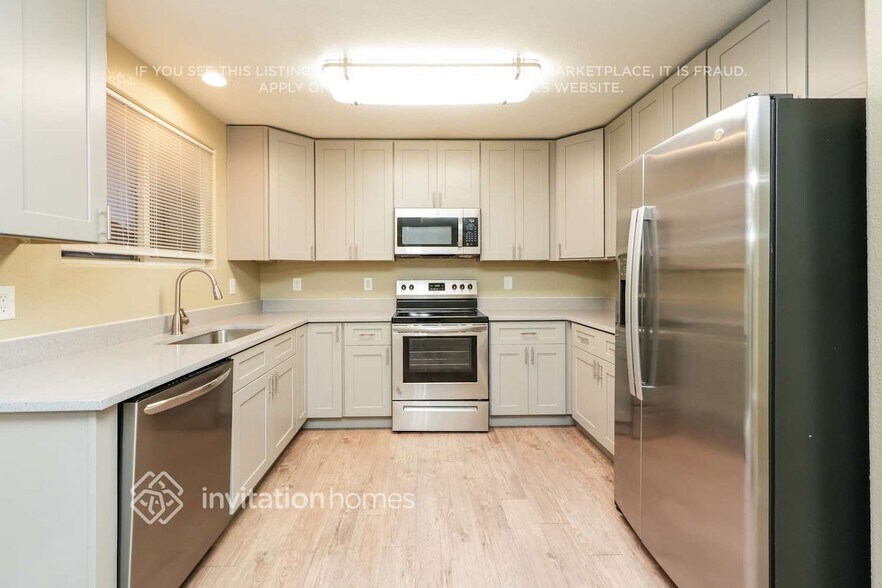 Building Photo - 11023 Berry Farm Rd