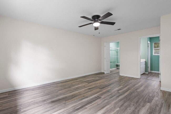 Building Photo - Beautiful home in Moss Point