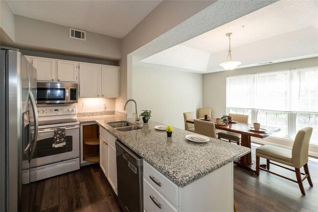 Building Photo - 3067 Steeplechase Dr