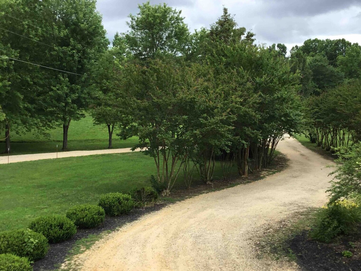 Building Photo - 198 Schools Dr