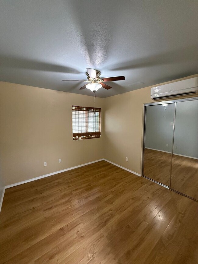 Building Photo - Spacious 4 Bed, 3 Bath in Ocean Pointe.