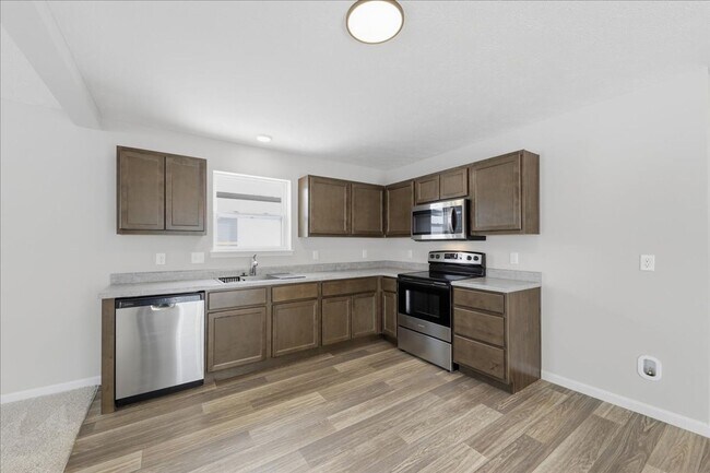 Building Photo - Brand New! 3 Bed 2.5 Bath