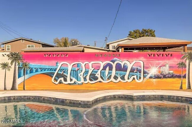 Building Photo - 310 E Papago Dr