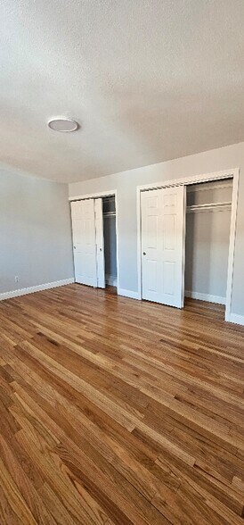 Building Photo - 498 Fountain St